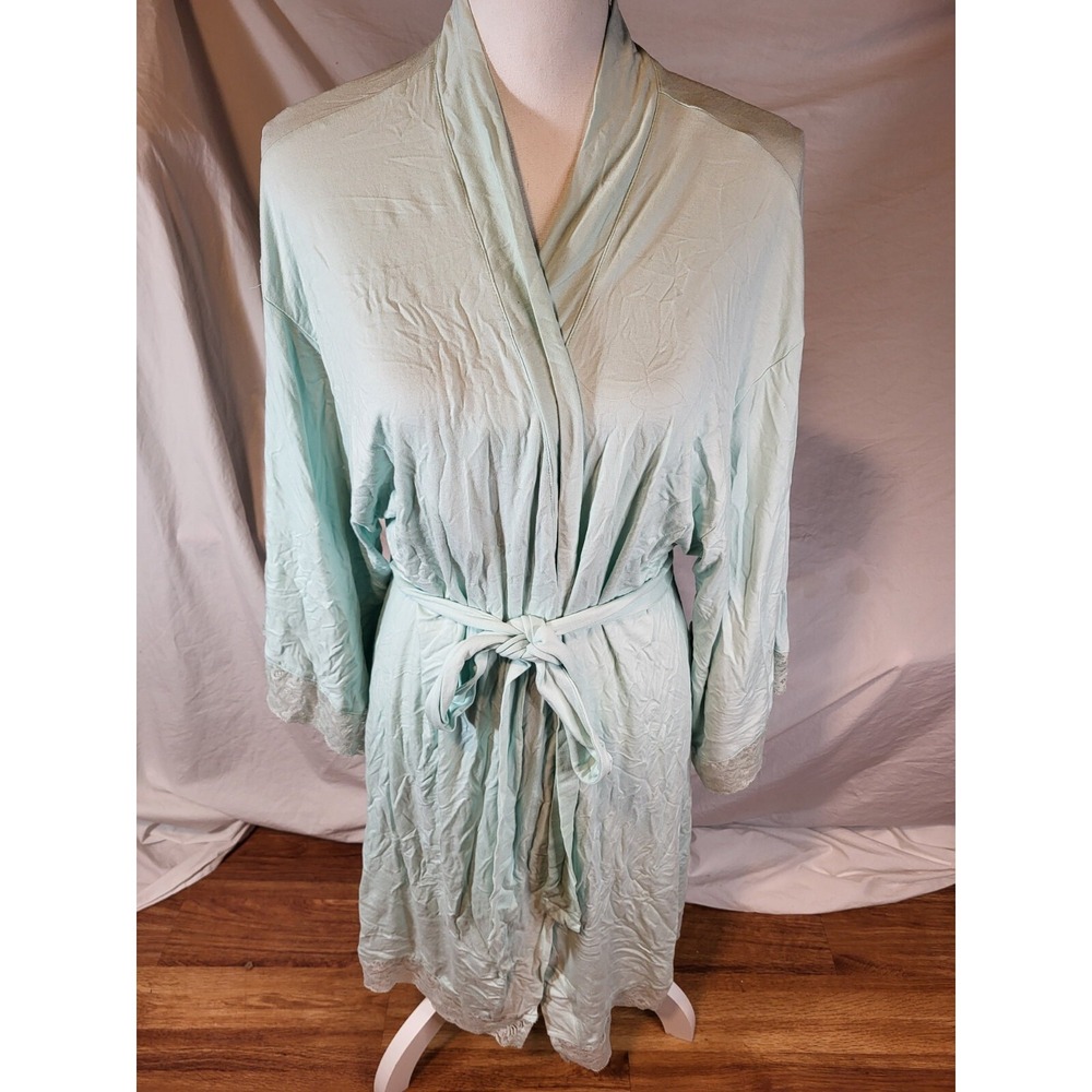 The Paisley Box Light Blue Kimono Sleeve Size M Robe